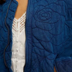 Rose Sweatshirt - Women's