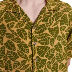 Scrub Short-Sleeve Resort Shirt - Men's