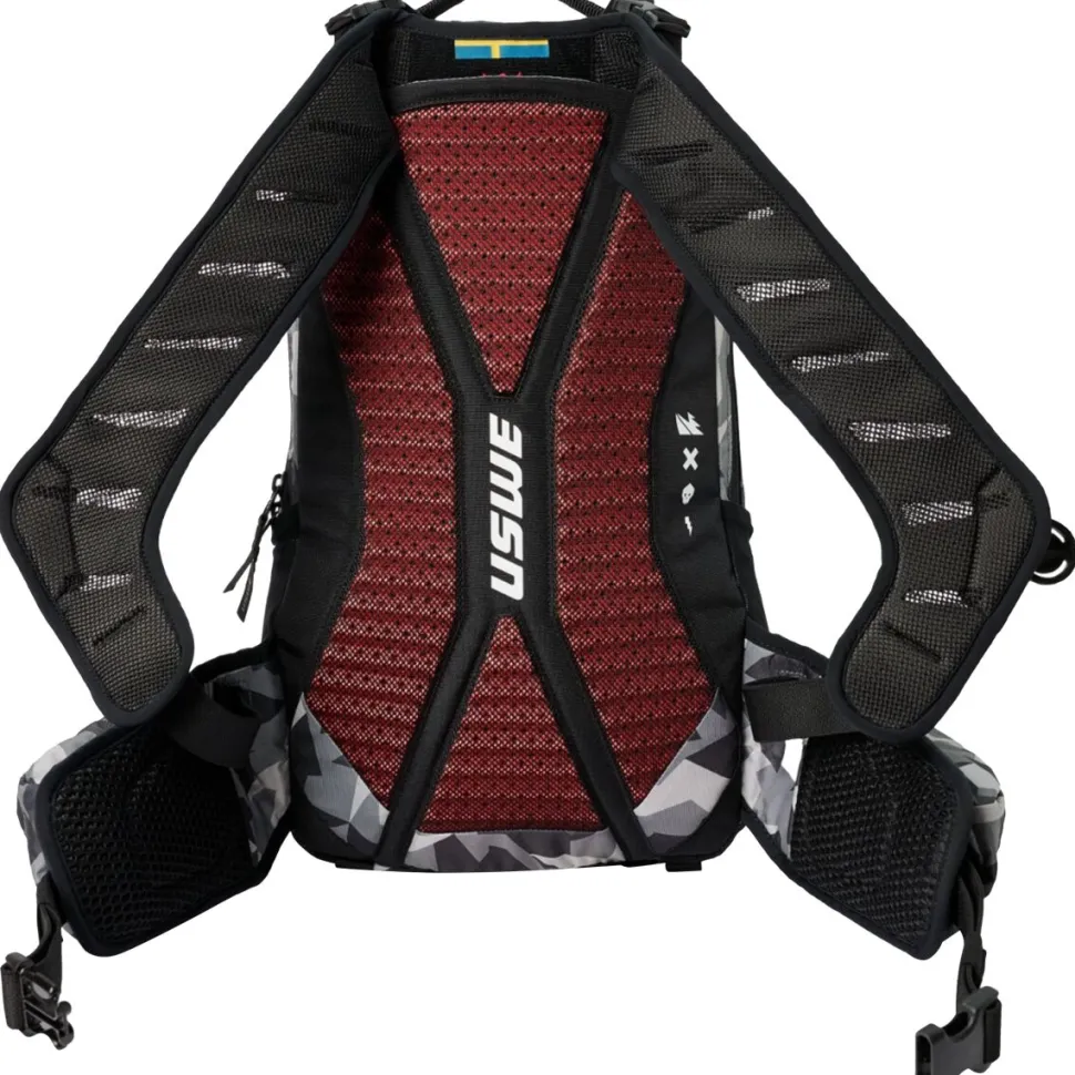 Shred 16L Backpack