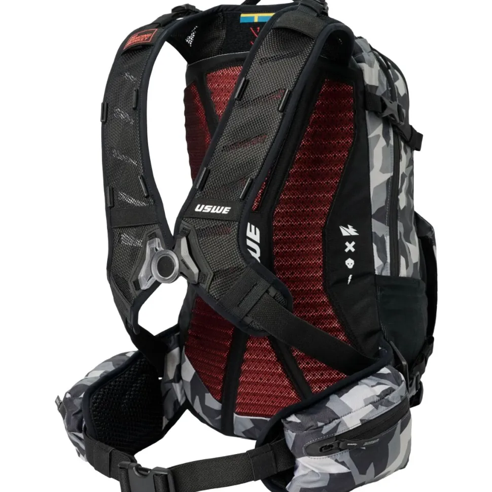 Shred 25L Backpack