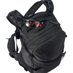 Shred 25L Backpack