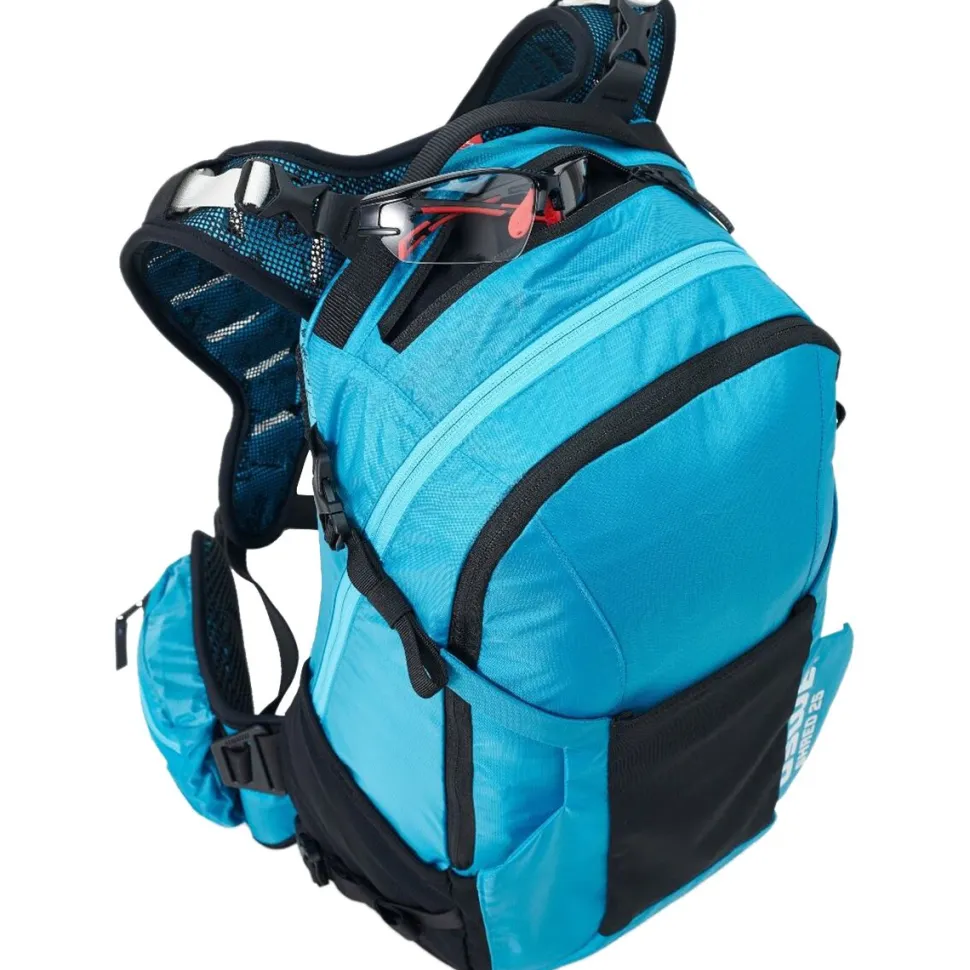 Shred 25L Backpack
