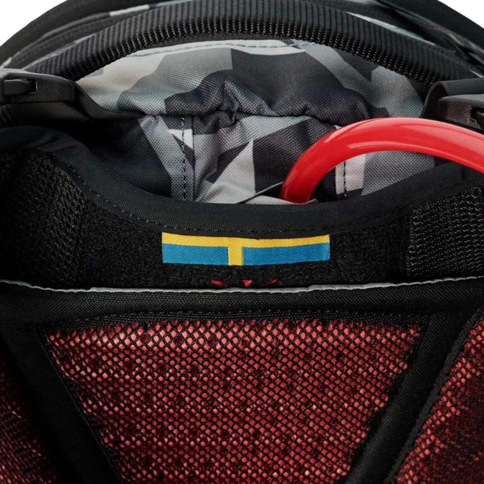 Shred 25L Backpack