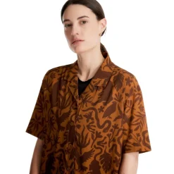 Signature Lightweight Shirt - Women's