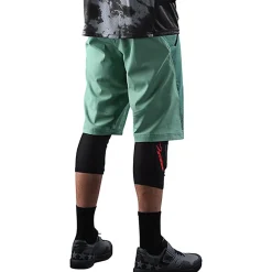 Skyline Air Short - Men's
