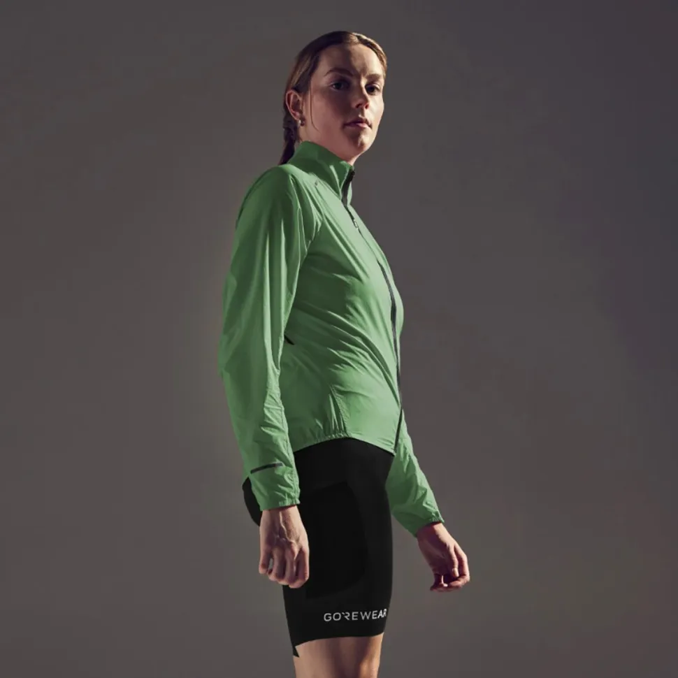 SPINSHIFT Windbreaker - Women's