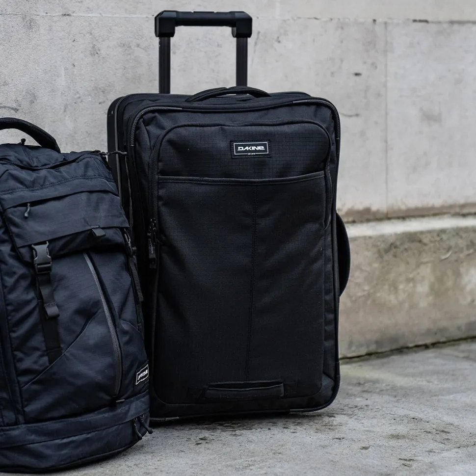Status 42L+ Roller Bag
