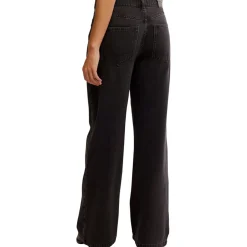 Stride Jean - Women's