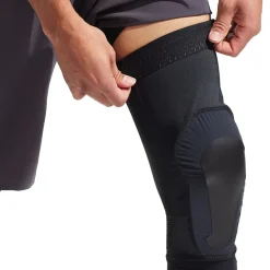 Summit Knee Guard