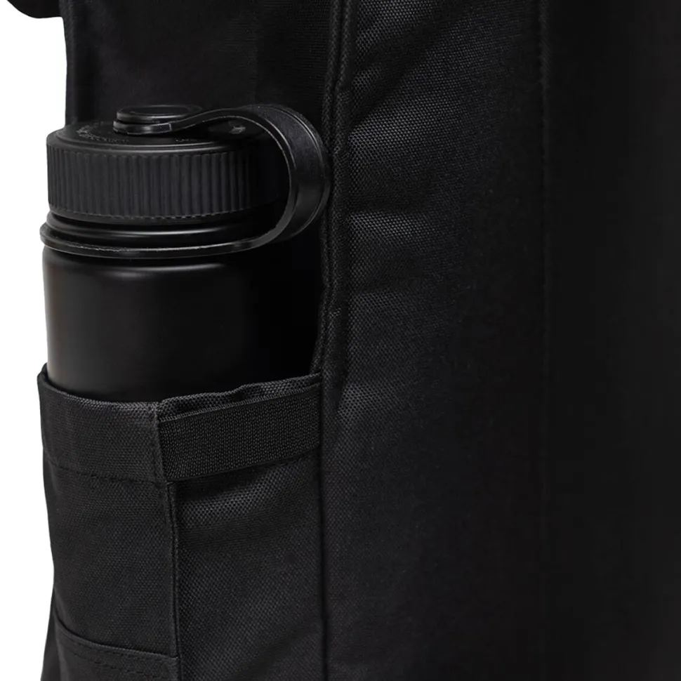 Survey 17.5L Backpack