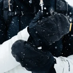 Team GORE-TEX Mitten