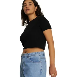 The Knit T-Shirt - Women's