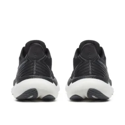 Triumph 23 Running Shoe - Women's