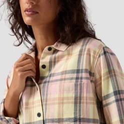 Venture Classic Flannel Shirt - Women's