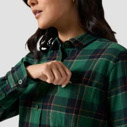 Venture Classic Flannel Shirt - Women's