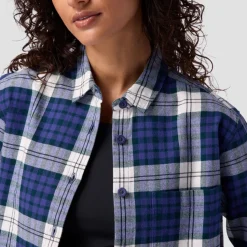 Venture Classic Flannel Shirt - Women's