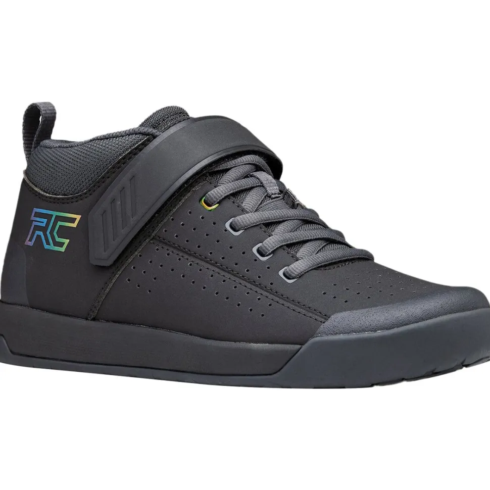 Wildcat Shoe - Women's